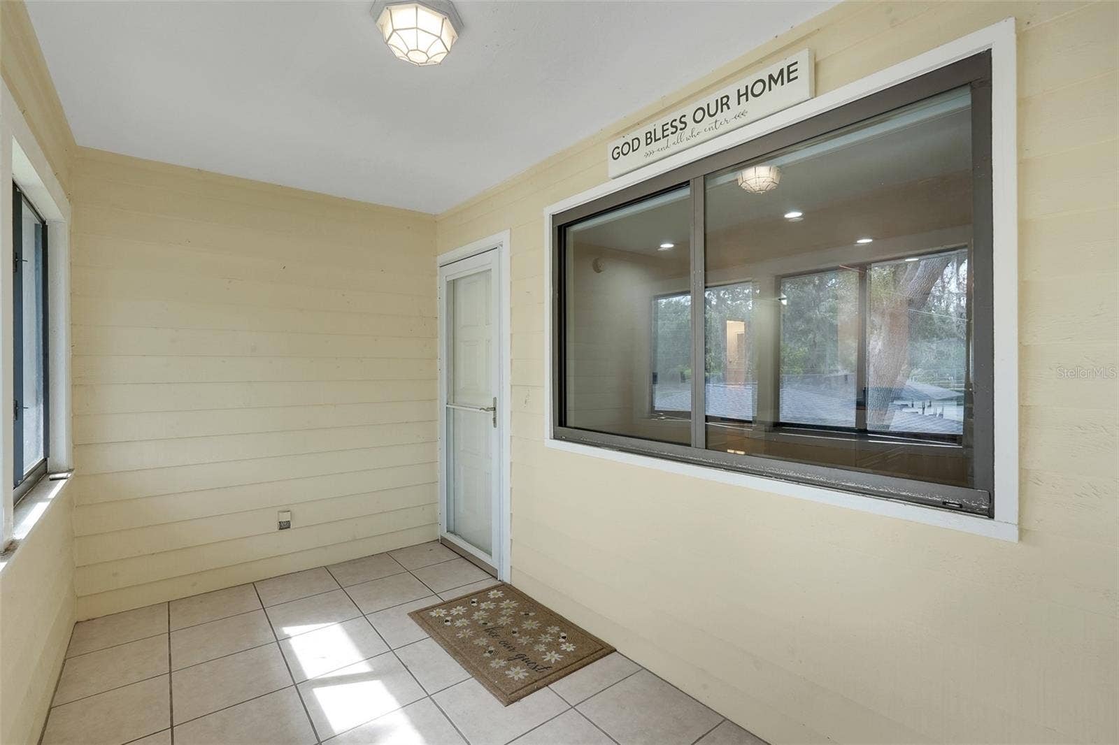 608 S MAIN AVENUE, #35, Minneola, FL 34715 Front Door Sunroom
