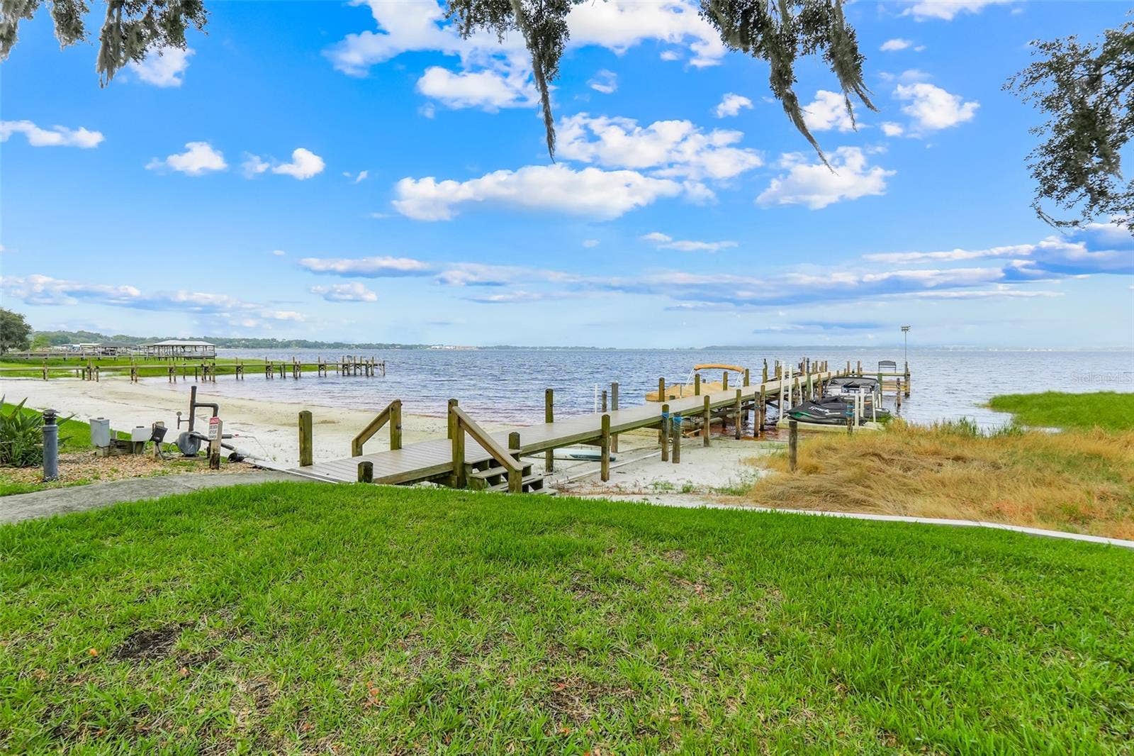 608 S MAIN AVENUE, #35, Minneola, FL 34715 two community docks with barefoot decking