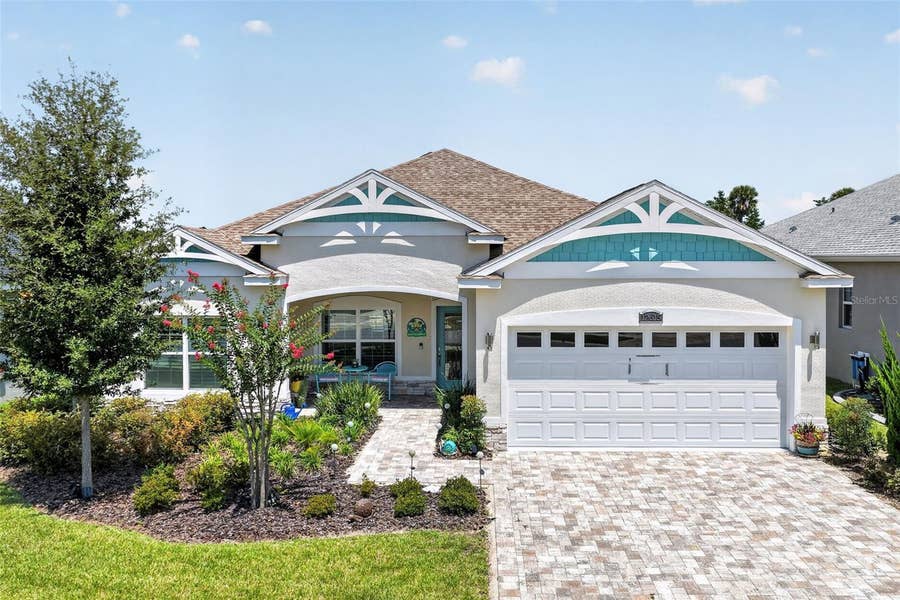 Property photo for 12615 NE 49TH DRIVE, Oxford, FL