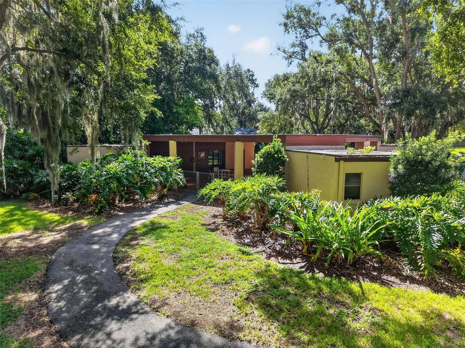 4300 BAYWOOD BOULEVARD, #A103, Mount Dora, FL 32757 4300 BAYWOOD BOULEVARD, #A103, Mount Dora, FL 32757
