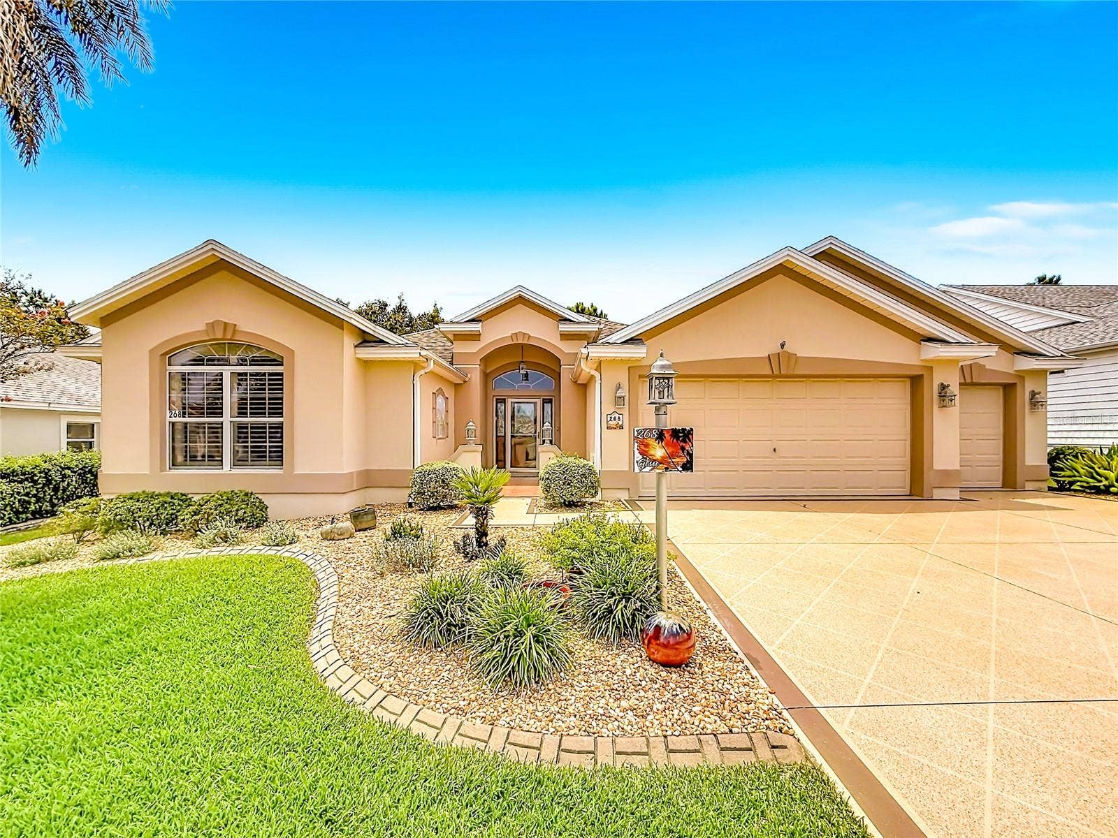 268 LAWTHORN STREET, The Villages, FL 32162 268 LAWTHORN STREET, The Villages, FL 32162