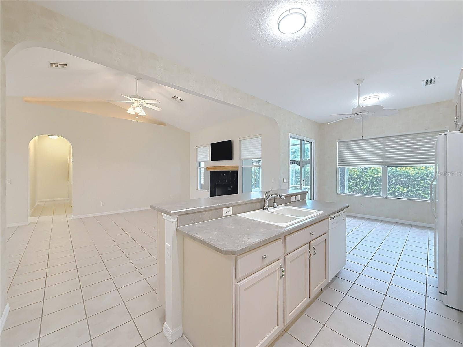 11932 SE 179TH STREET, Summerfield, FL 34491