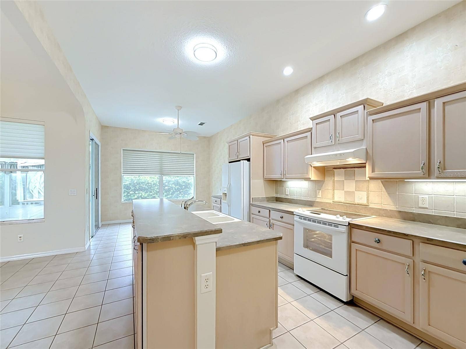 11932 SE 179TH STREET, Summerfield, FL 34491