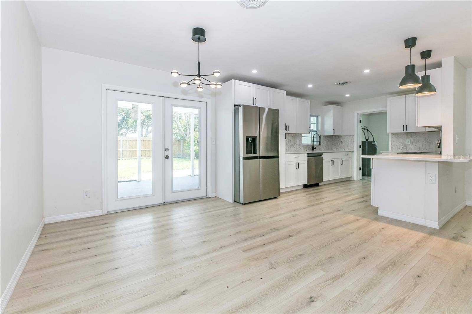 1842 PURITAN AVENUE, Winter Park, FL 32792 dining room / kitchen