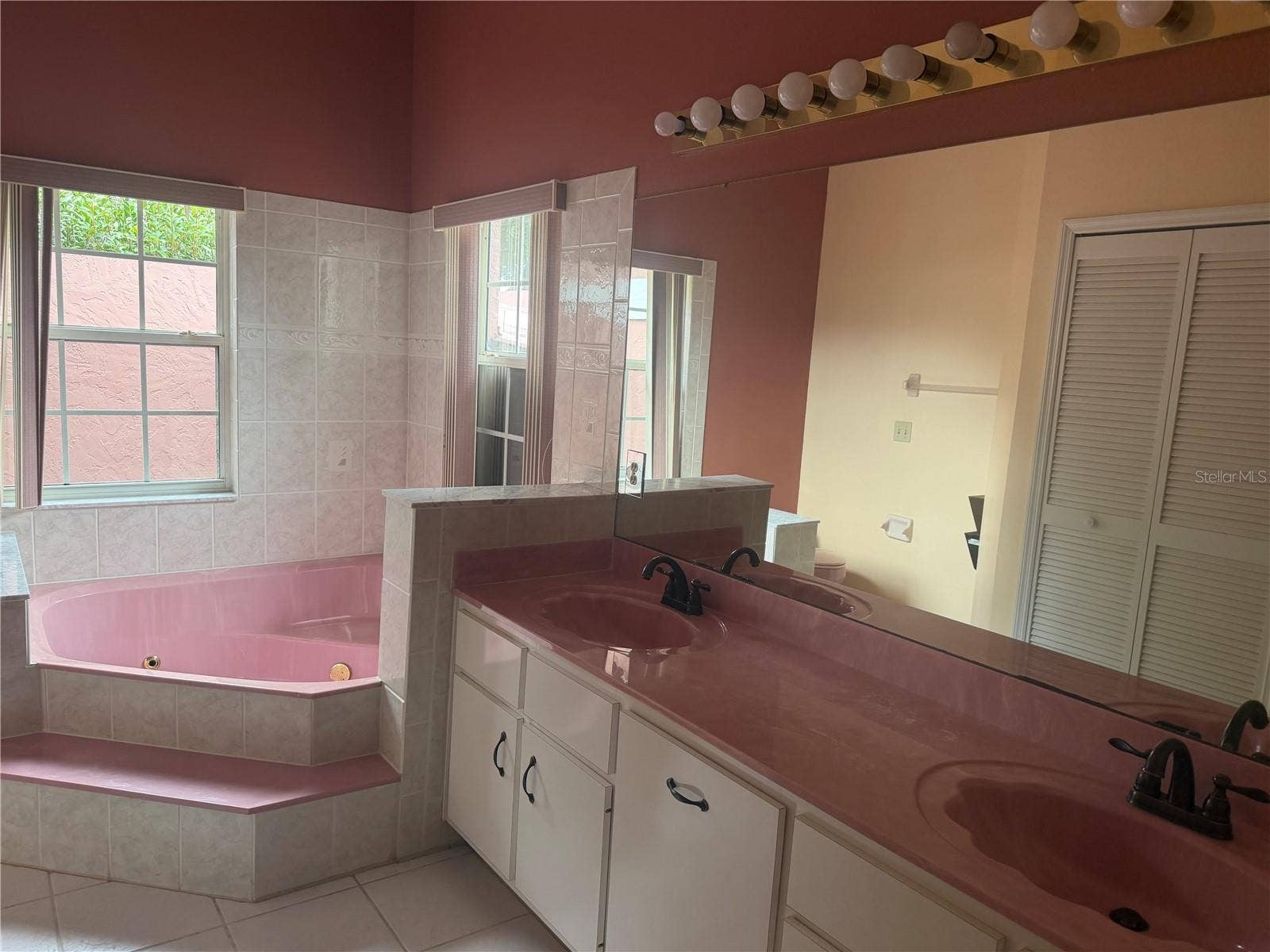 1760 LAKE TERRACE DR, Eustis, FL 32726 Master Bath