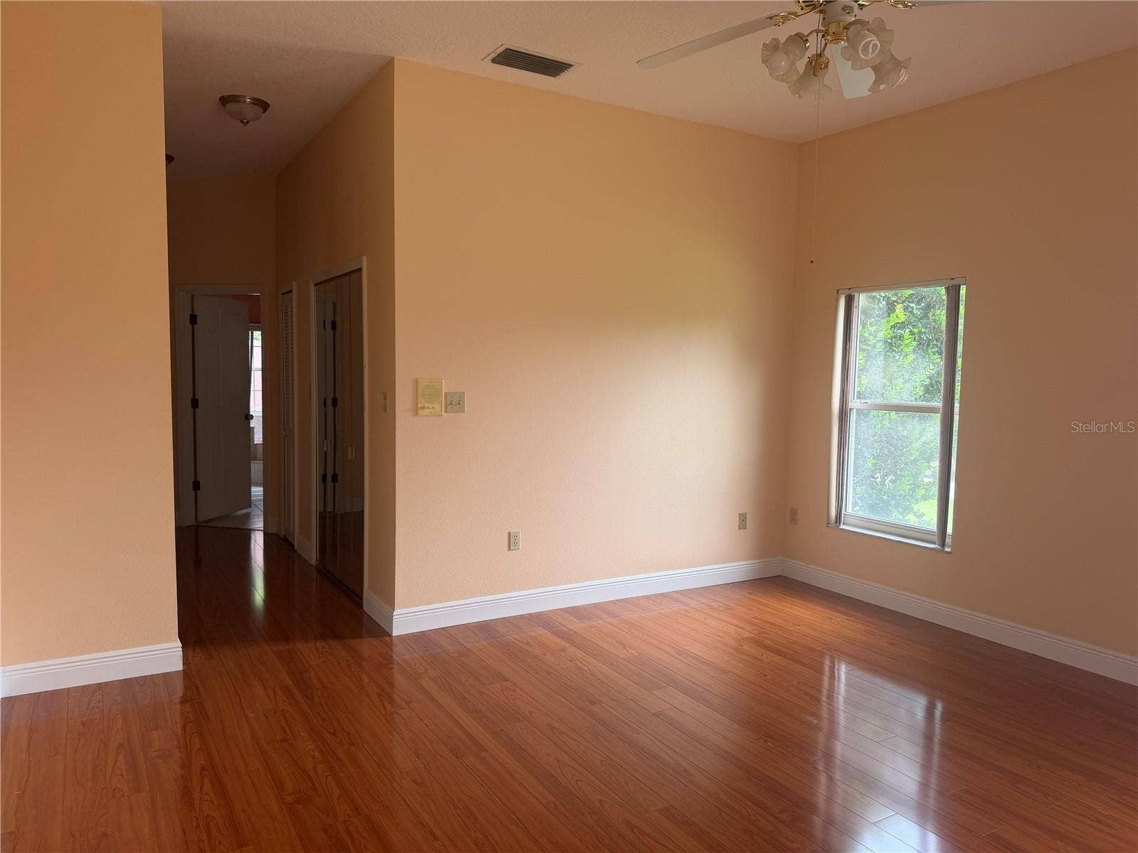 1760 LAKE TERRACE DR, Eustis, FL 32726 master room