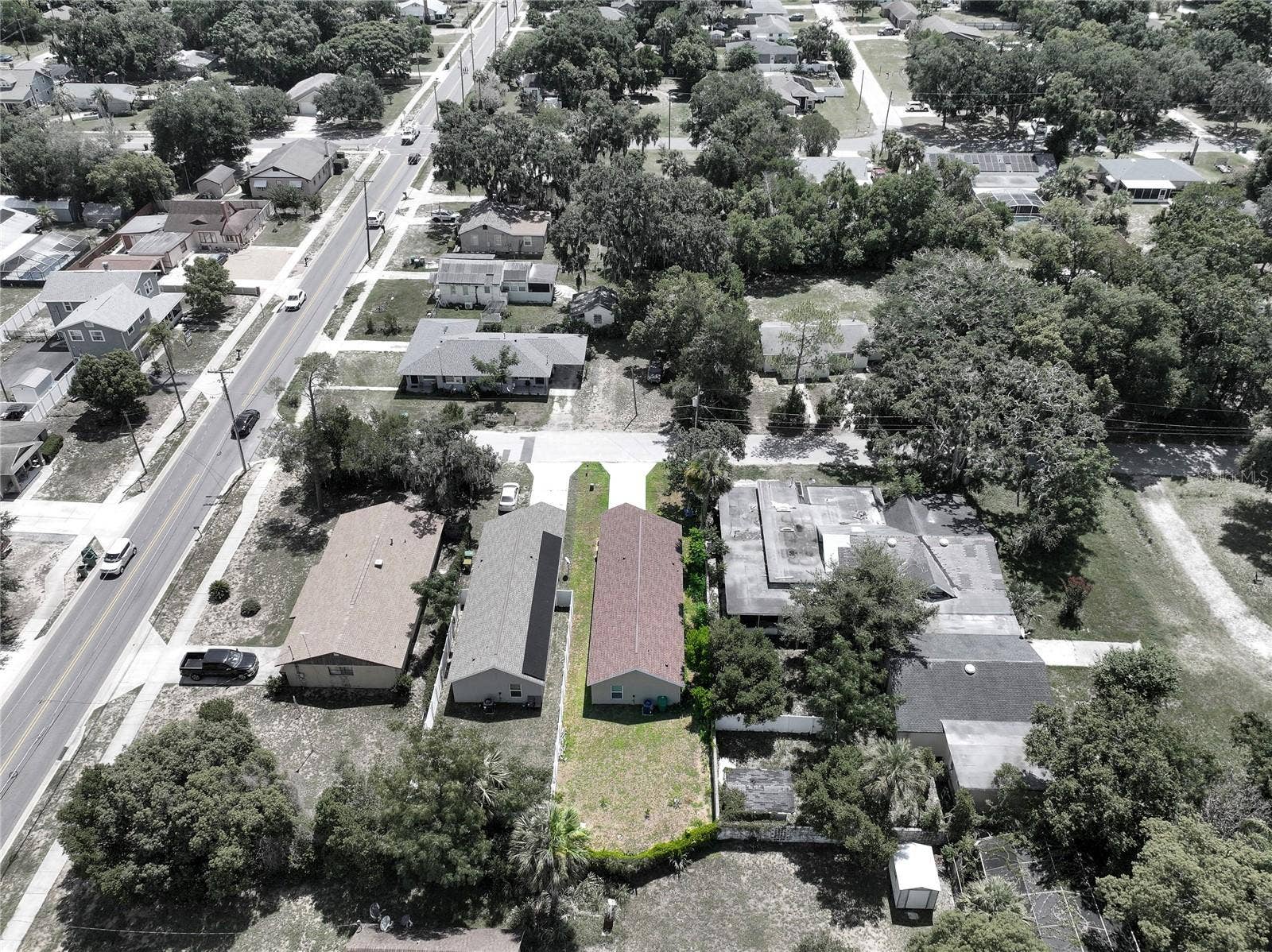 1202 S DEWEY STREET, Eustis, FL 32726