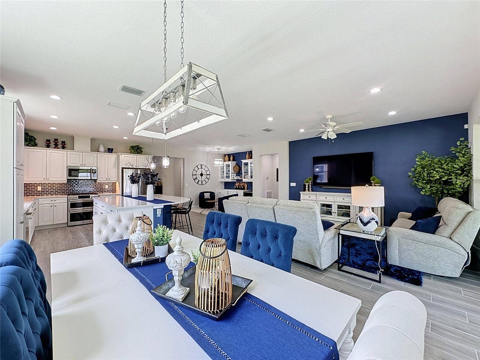 174 SILVER MAPLE ROAD, Groveland, FL 34736 174 SILVER MAPLE ROAD, Groveland, FL 34736