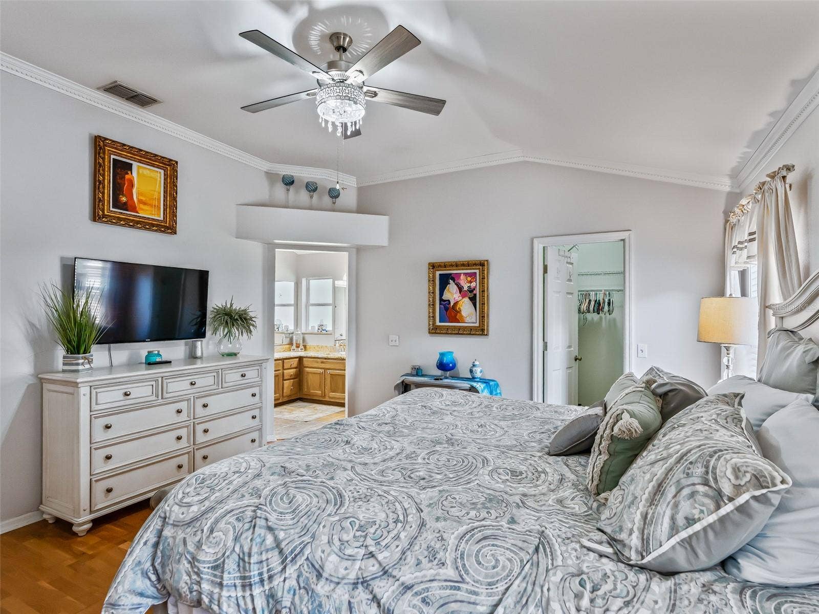 609 ORTEGA WAY, The Villages, FL 32159