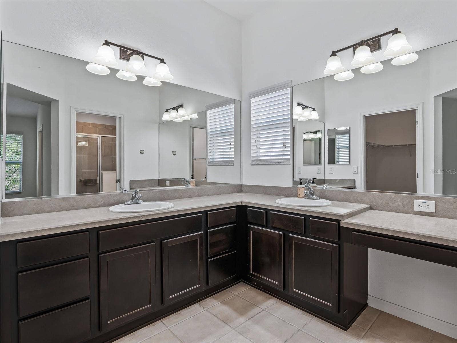 764 BAISLEY TRAIL, The Villages, FL 32162 764 BAISLEY TRAIL, The Villages, FL 32162
