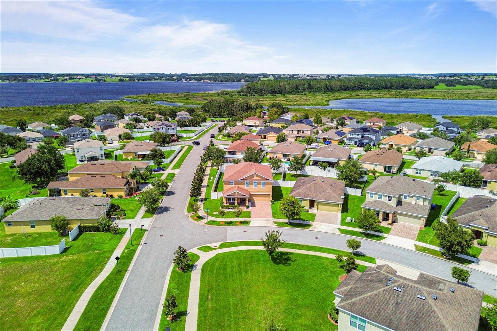 301 SPARROW HAWK DRIVE, Groveland, FL 34736