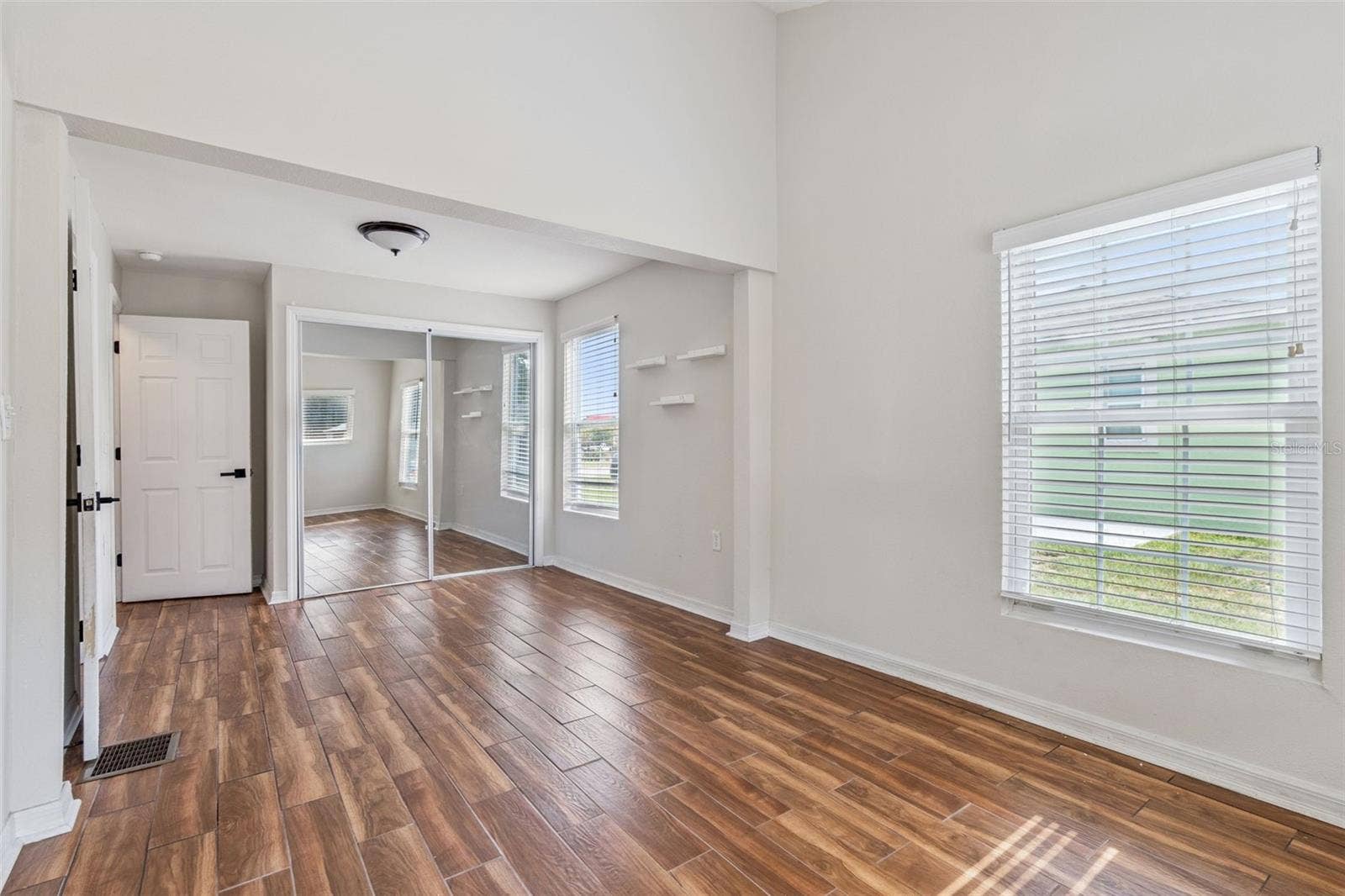 306 S DISSTON AVENUE, Minneola, FL 34715 Primary Bedroom
