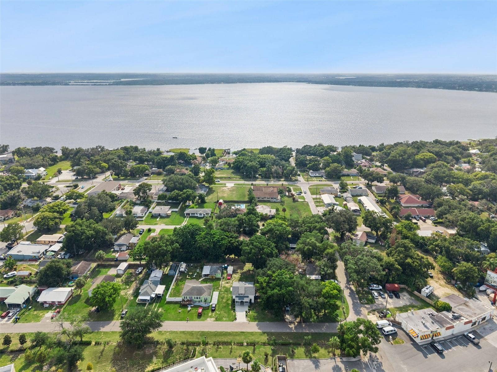 306 S DISSTON AVENUE, Minneola, FL 34715 Lake Minneola
