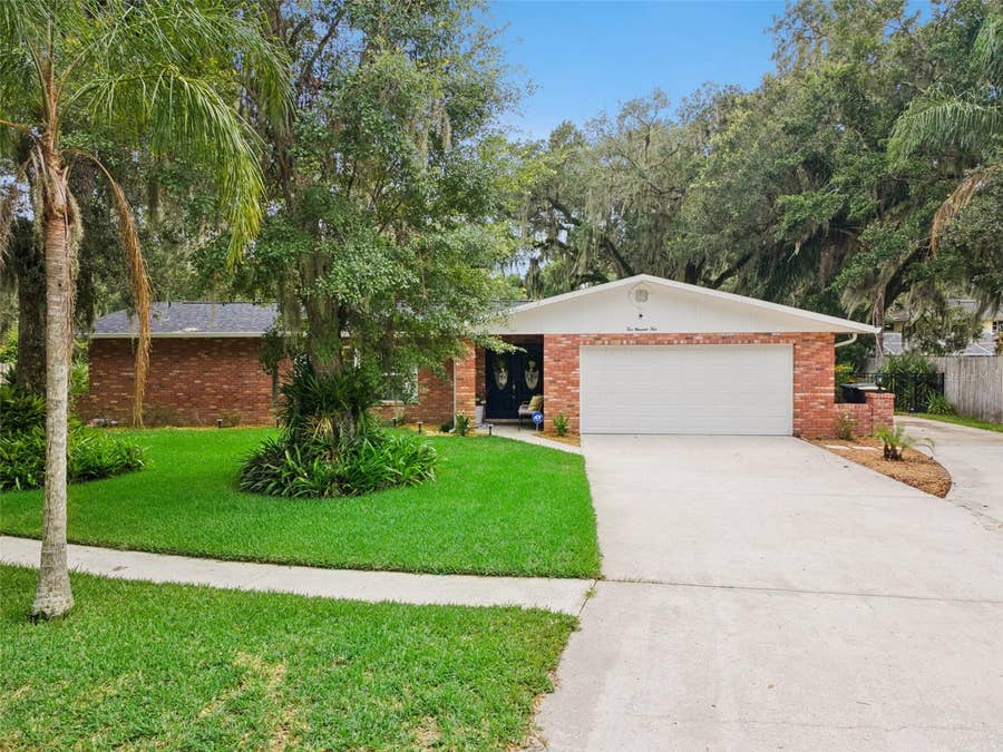 Property photo for 204 BIRCH LANE, Lakeland, FL