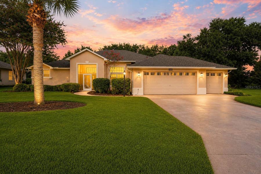 Property photo for 20554 QUEEN ALEXANDRA DRIVE, Leesburg, FL