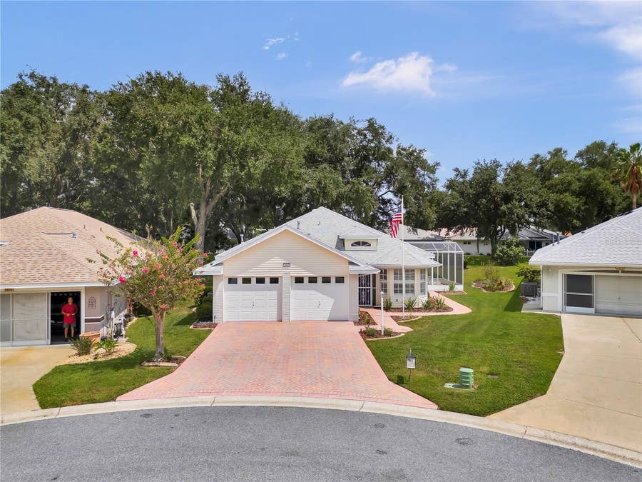 Property photo for 5619 PRINCE ANDREW COURT, Leesburg, FL