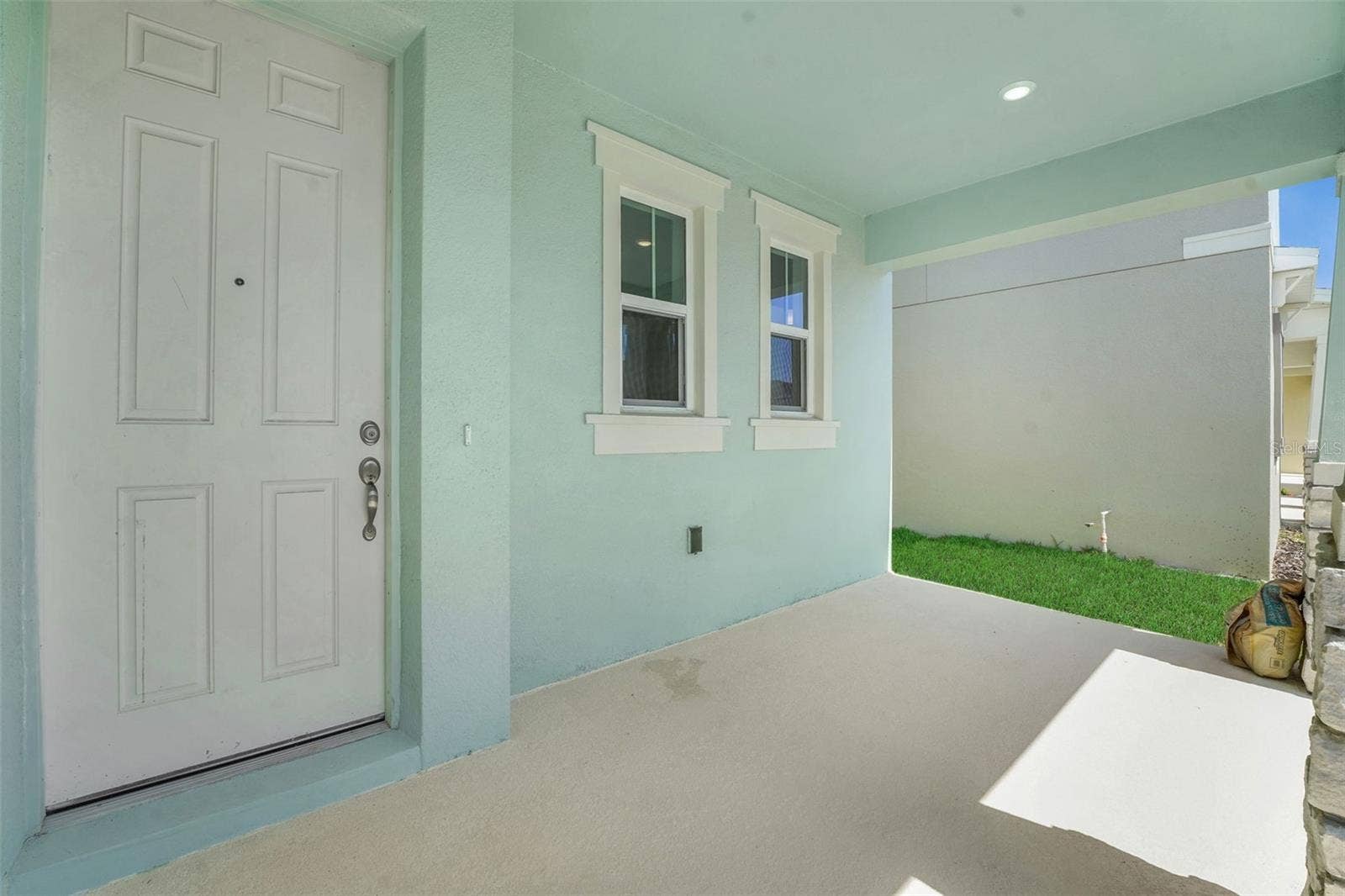 5229 WAYPOINTE BOULEVARD, Apopka, FL 32712 5229 WAYPOINTE BOULEVARD, Apopka, FL 32712