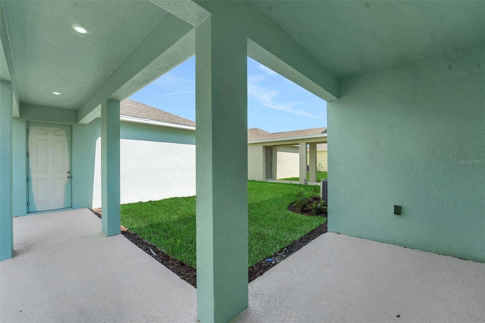 5229 WAYPOINTE BOULEVARD, Apopka, FL 32712 5229 WAYPOINTE BOULEVARD, Apopka, FL 32712