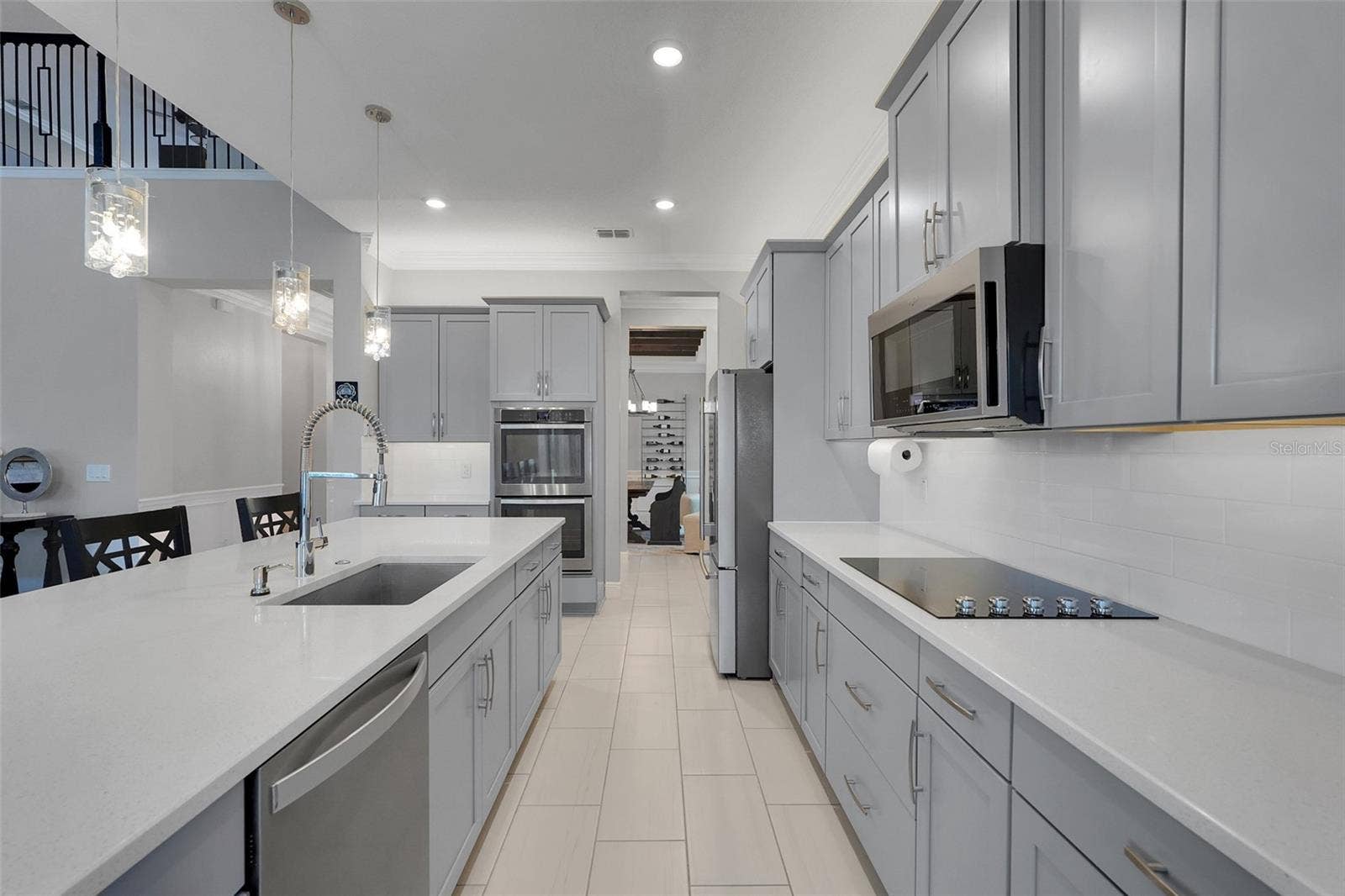 1664 HOLCOMB CREEK ST., Winter Garden, FL 34787 1664 HOLCOMB CREEK ST., Winter Garden, FL 34787