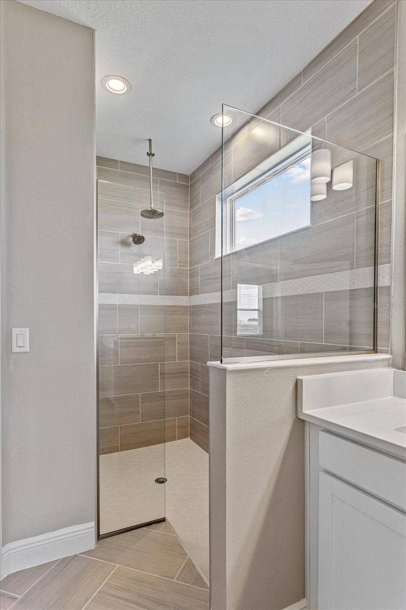 17314 WILD DAISY DRIVE, Winter Garden, FL 34787 17314 WILD DAISY DRIVE, Winter Garden, FL 34787