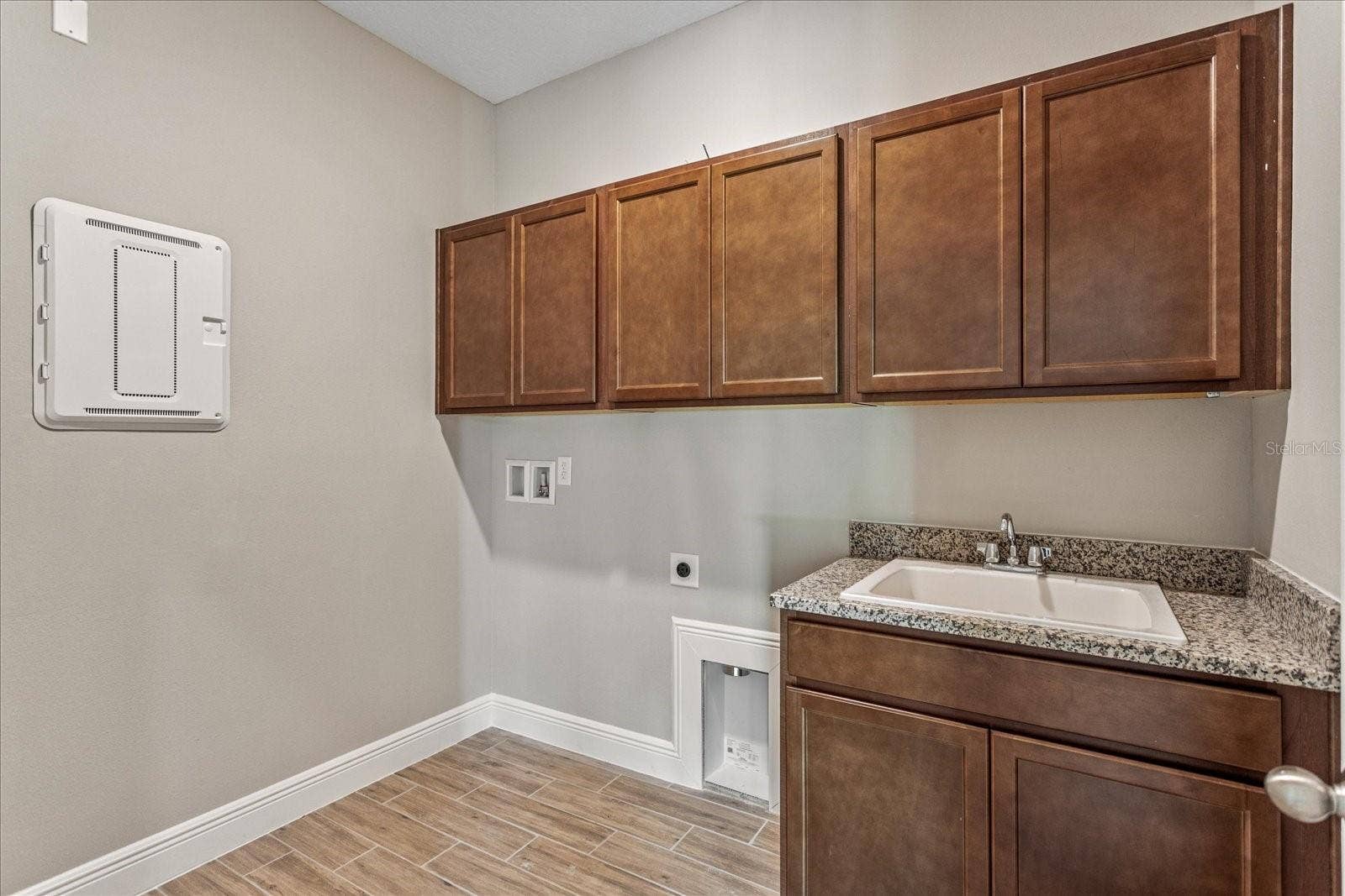 17314 WILD DAISY DRIVE, Winter Garden, FL 34787 17314 WILD DAISY DRIVE, Winter Garden, FL 34787