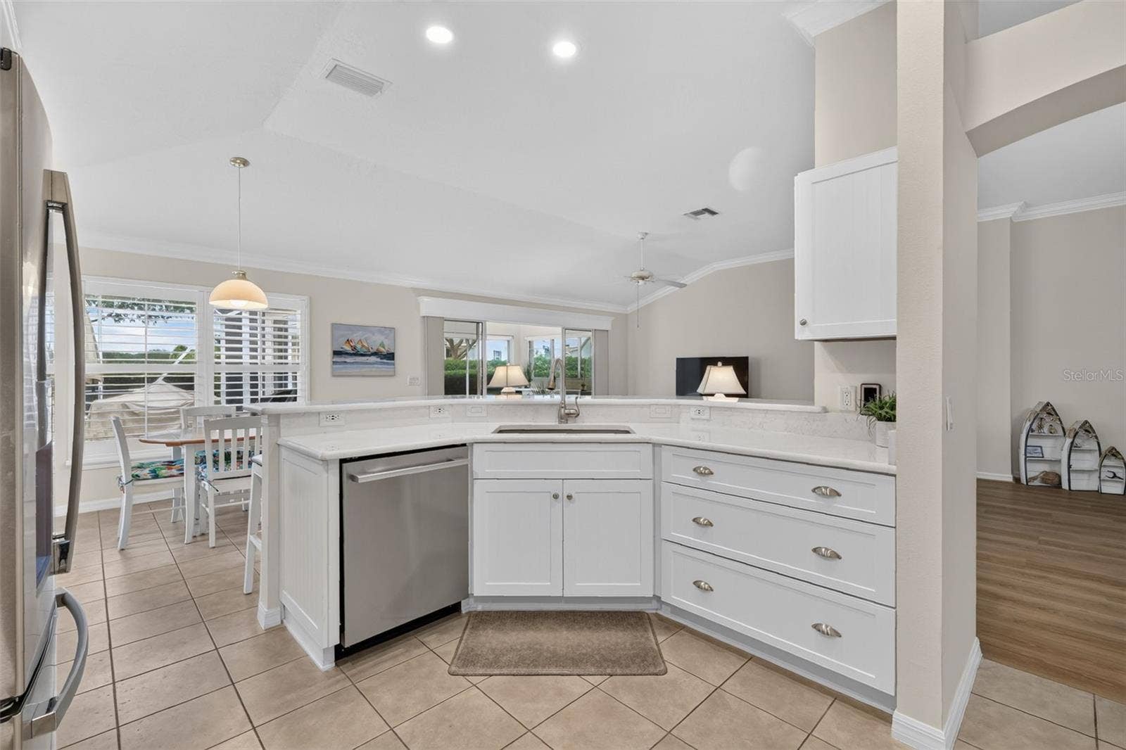 1218 CAMERO DRIVE, Lady Lake, FL 32159 View looking into the living room