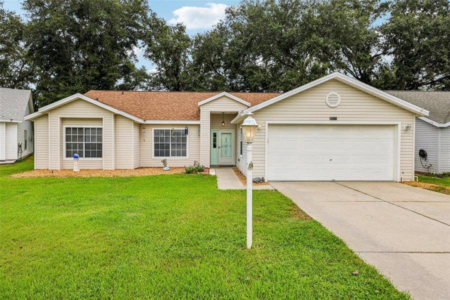 Property photo for 25111 BONNIE BLUE COURT, Leesburg, FL