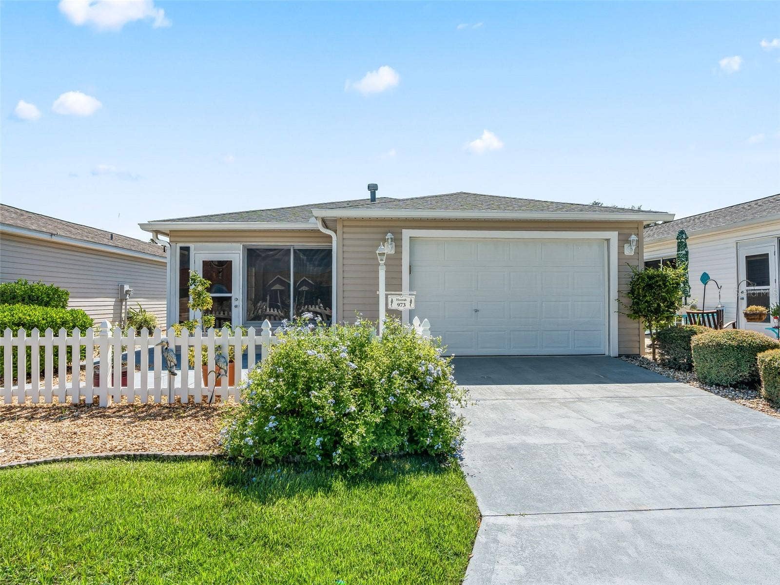 973 YORK TERRACE, The Villages, FL 32162 973 YORK TERRACE, The Villages, FL 32162