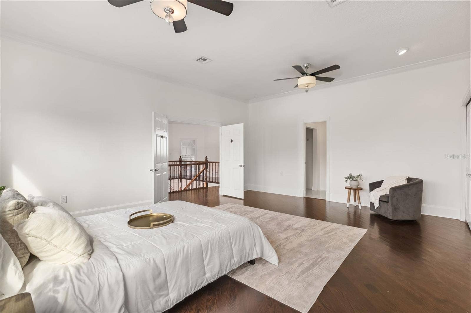 Bedroom 2 (upstairs)