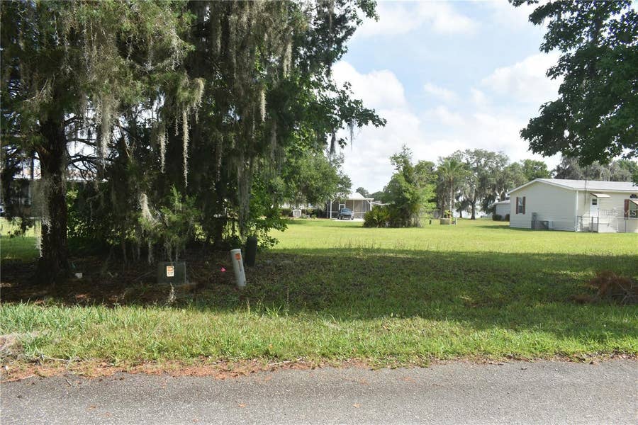 Property photo for Lots 2 Blk D LEXINGTON CIRCLE, Wildwood, FL