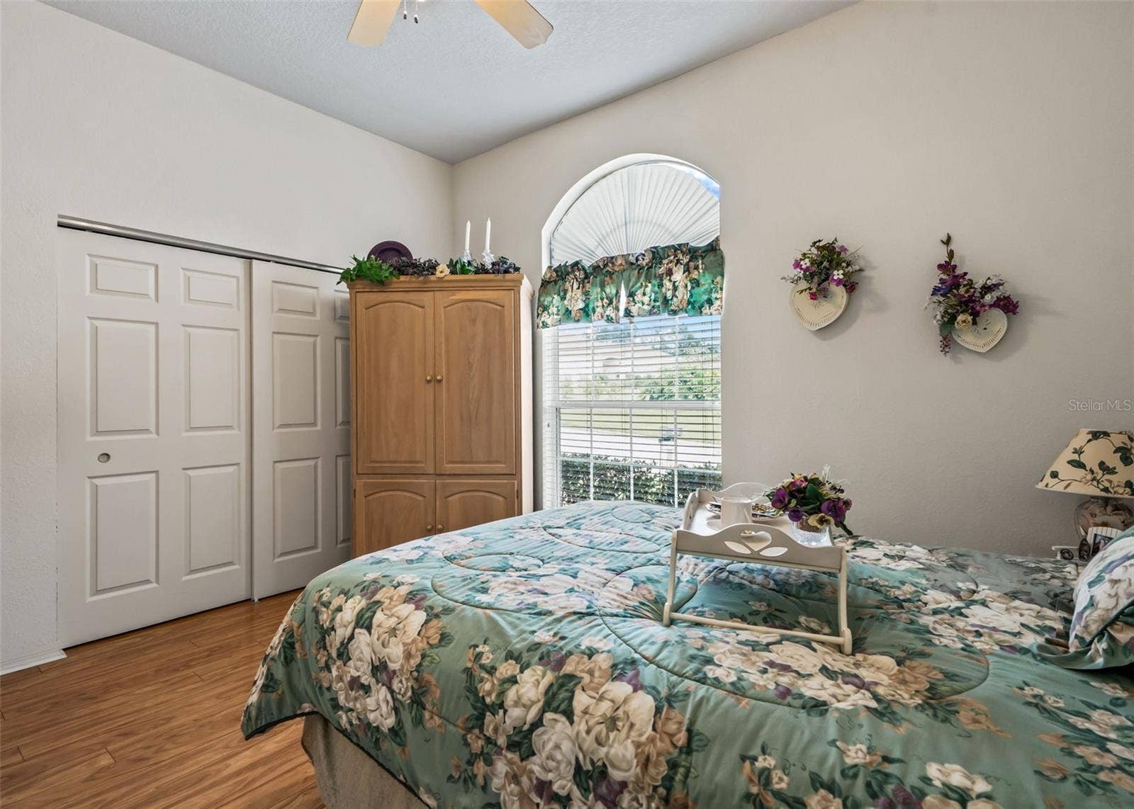 Bedroom 2 w/Double closet