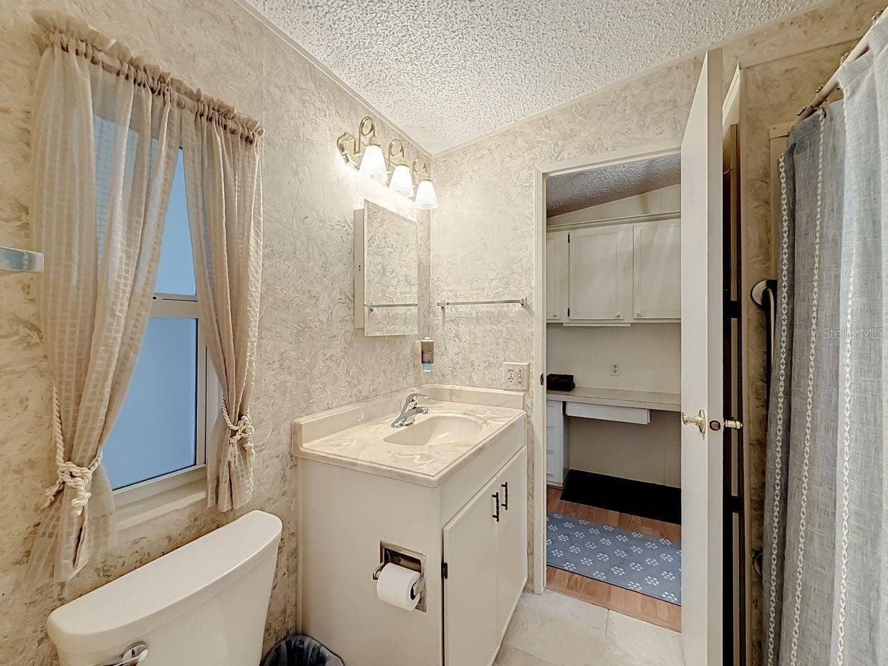Second bathroom