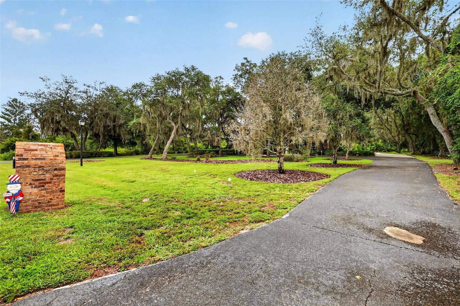 15240 SHADY LANE, Tavares, FL 32778 15240 SHADY LANE, Tavares, FL 32778