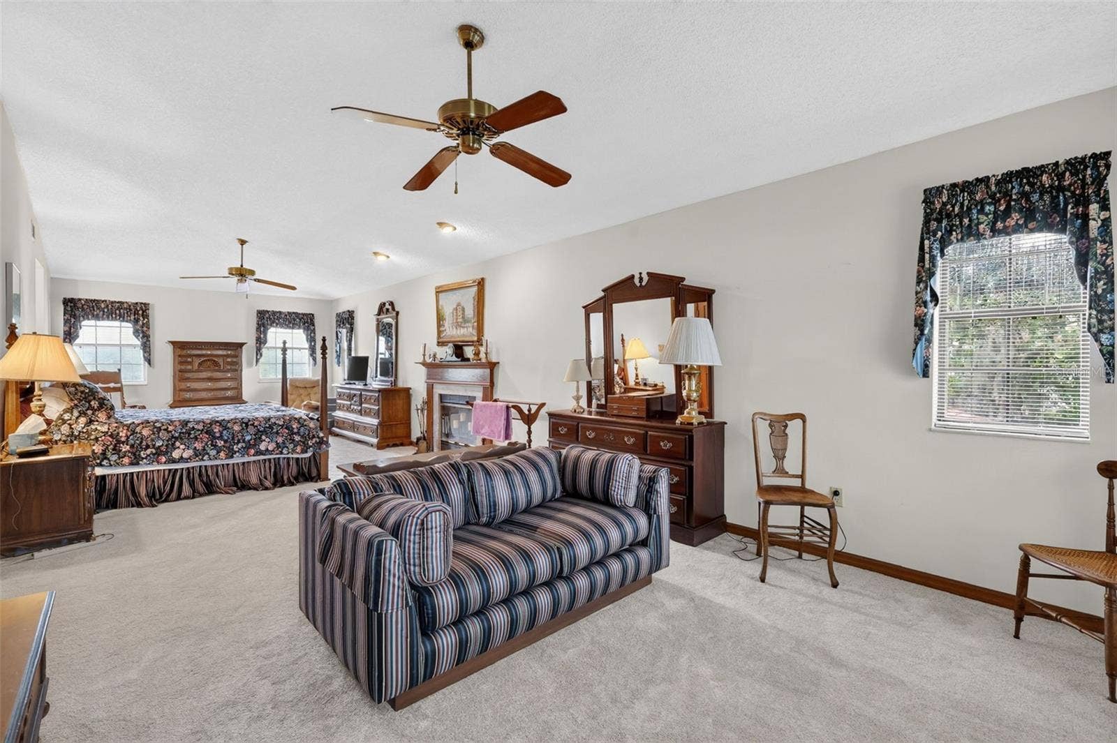 15240 SHADY LANE, Tavares, FL 32778 15240 SHADY LANE, Tavares, FL 32778