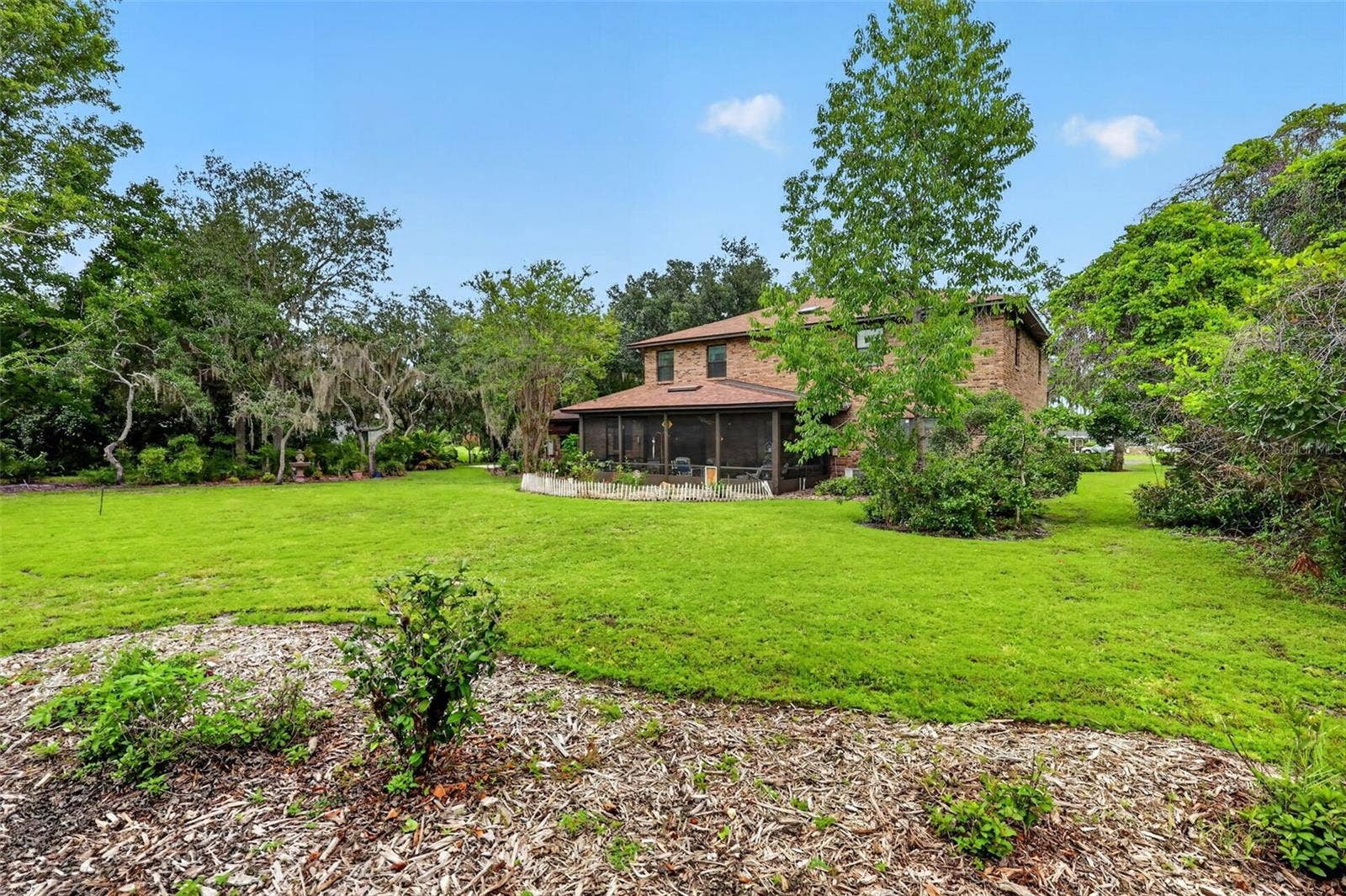 15240 SHADY LANE, Tavares, FL 32778 15240 SHADY LANE, Tavares, FL 32778