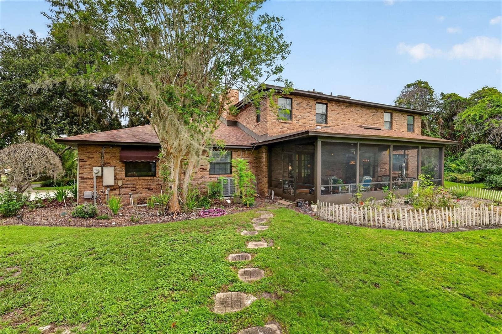 15240 SHADY LANE, Tavares, FL 32778 15240 SHADY LANE, Tavares, FL 32778