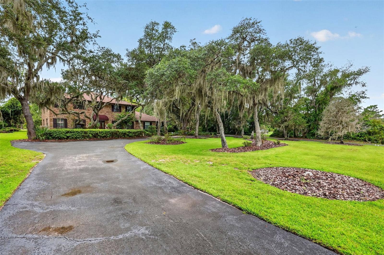 15240 SHADY LANE, Tavares, FL 32778 15240 SHADY LANE, Tavares, FL 32778