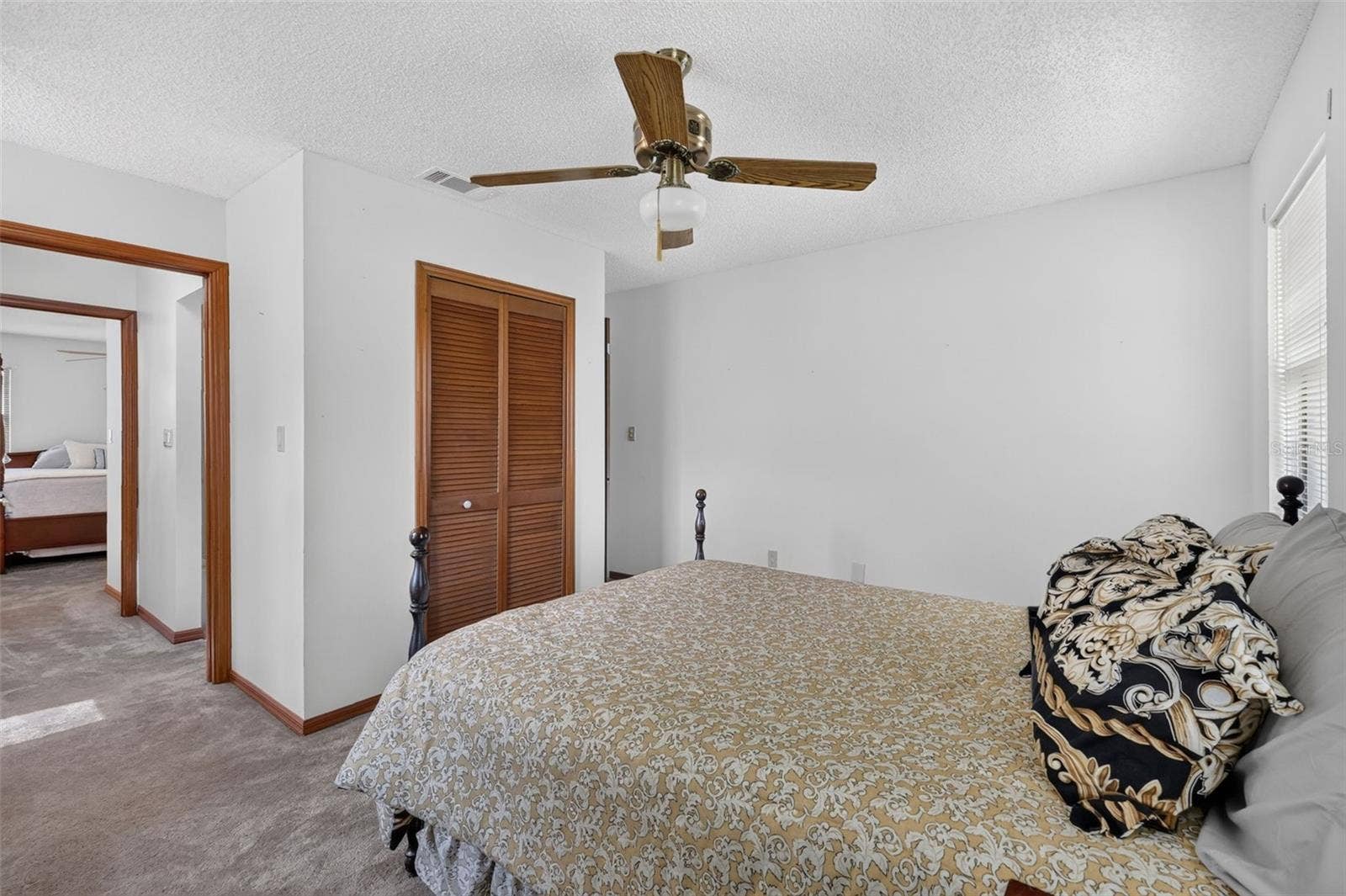 15240 SHADY LANE, Tavares, FL 32778 15240 SHADY LANE, Tavares, FL 32778