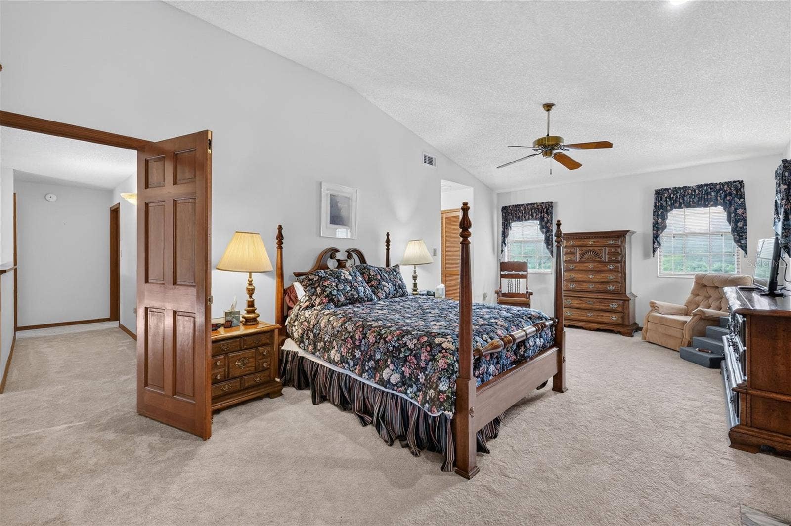 15240 SHADY LANE, Tavares, FL 32778 15240 SHADY LANE, Tavares, FL 32778