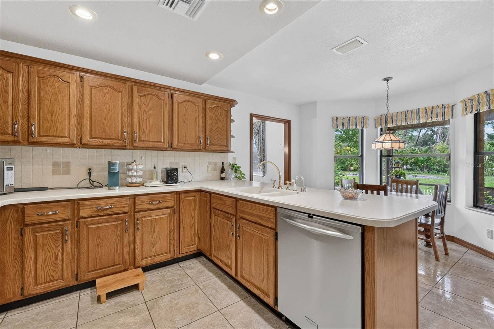 15240 SHADY LANE, Tavares, FL 32778 15240 SHADY LANE, Tavares, FL 32778