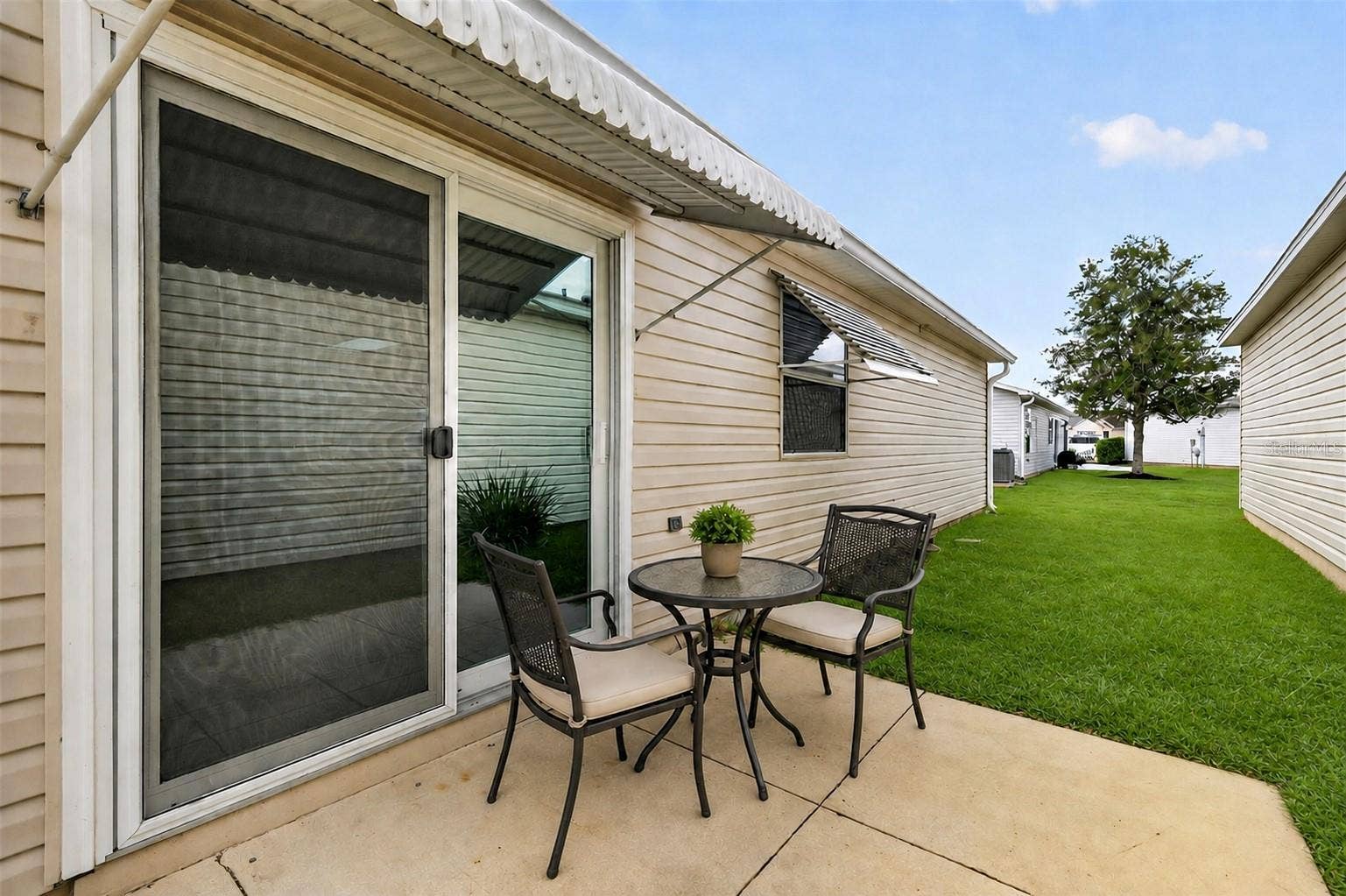 483 HILDALGO DRIVE, The Villages, FL 32159 483 HILDALGO DRIVE, The Villages, FL 32159