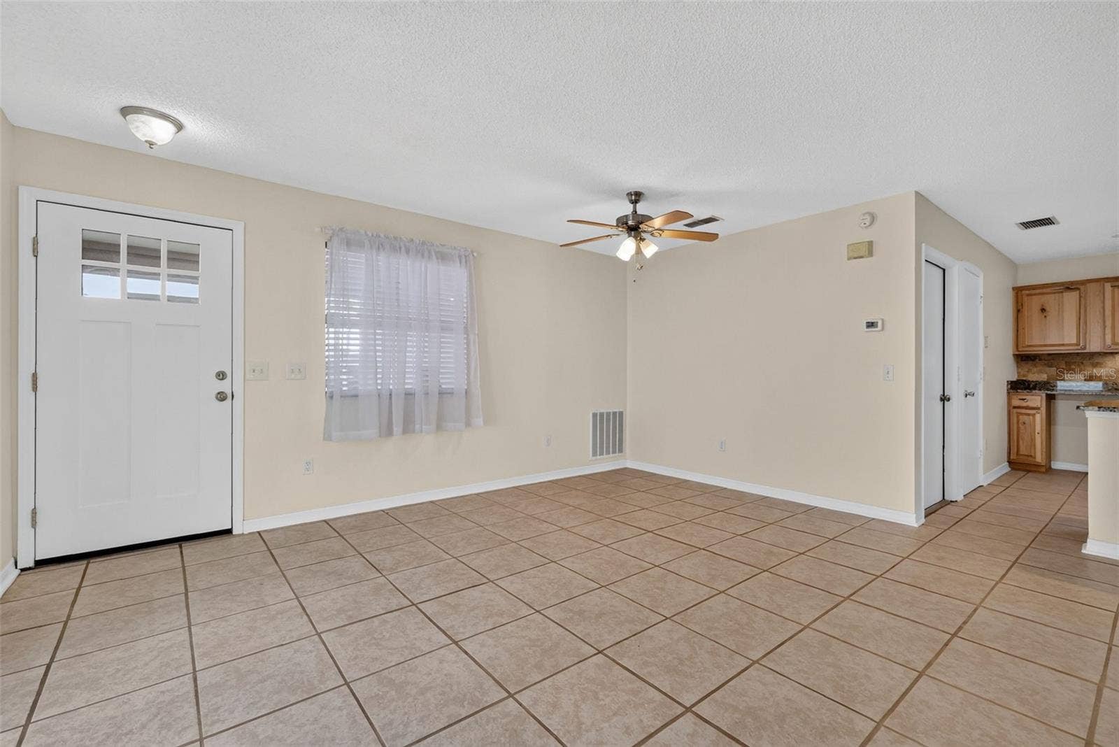 483 HILDALGO DRIVE, The Villages, FL 32159 483 HILDALGO DRIVE, The Villages, FL 32159
