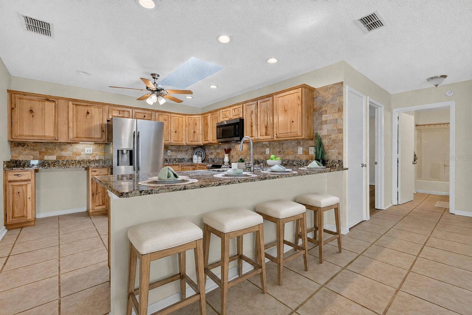 483 HILDALGO DRIVE, The Villages, FL 32159 483 HILDALGO DRIVE, The Villages, FL 32159