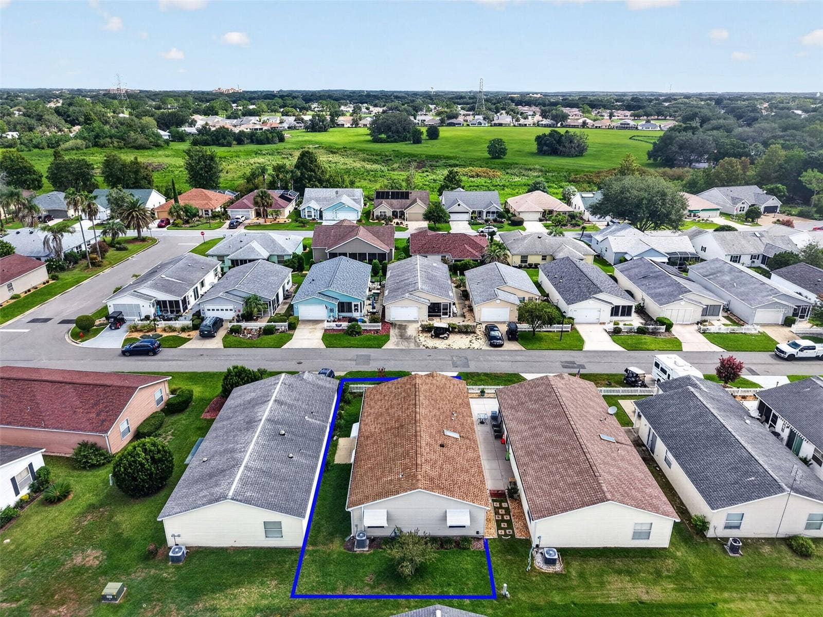 483 HILDALGO DRIVE, The Villages, FL 32159 483 HILDALGO DRIVE, The Villages, FL 32159