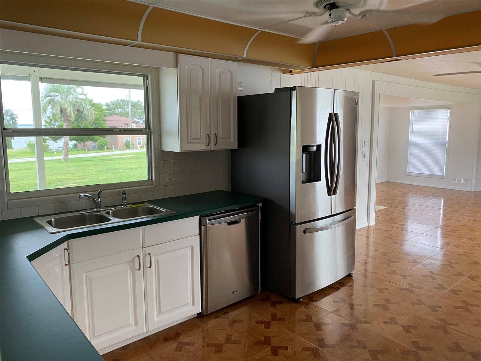17653 BROAD STREET, Montverde, FL 34756 Spacious Kitchen