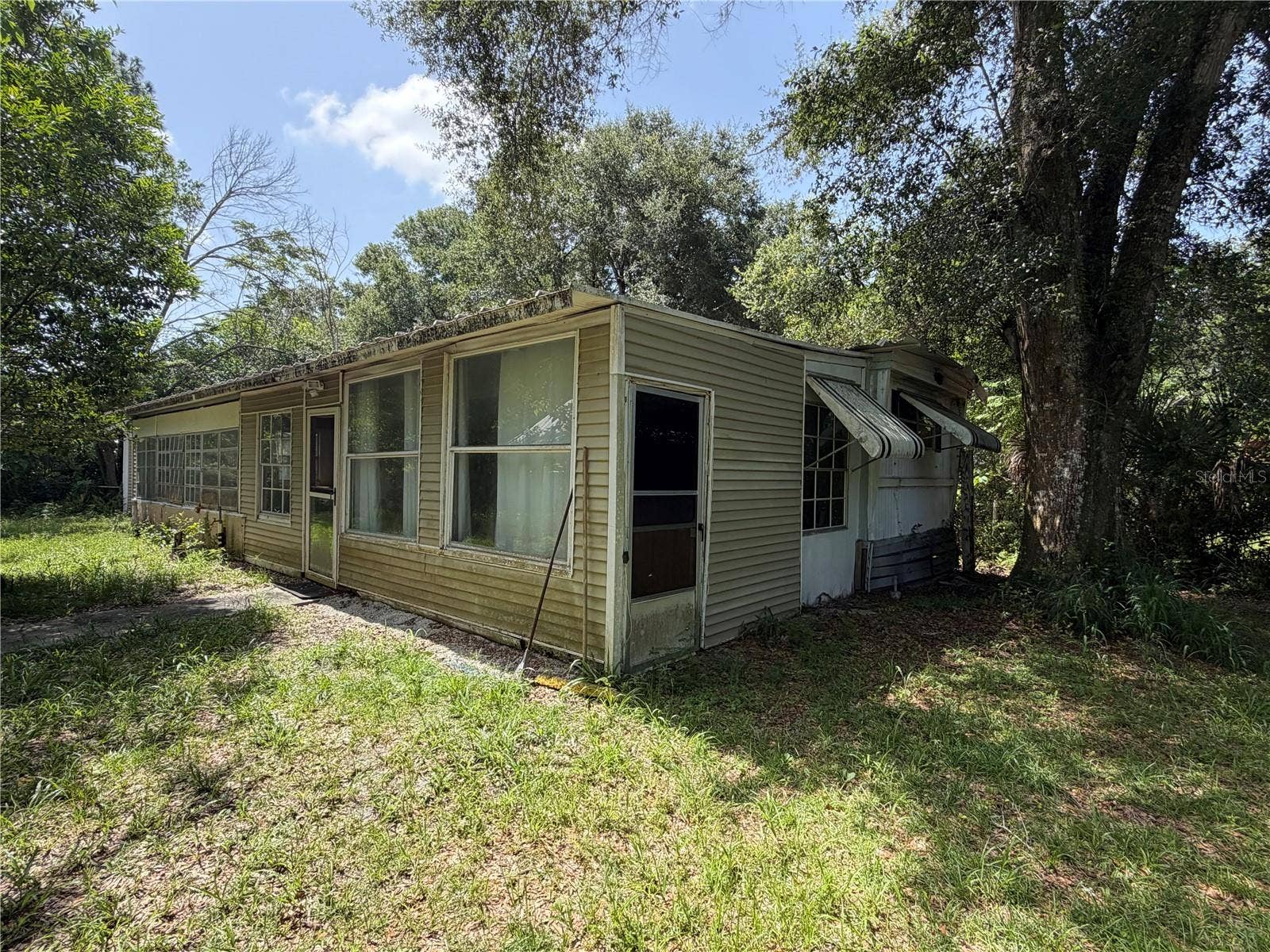 196 ROBINHOOD DRIVE, Deland, FL 32724