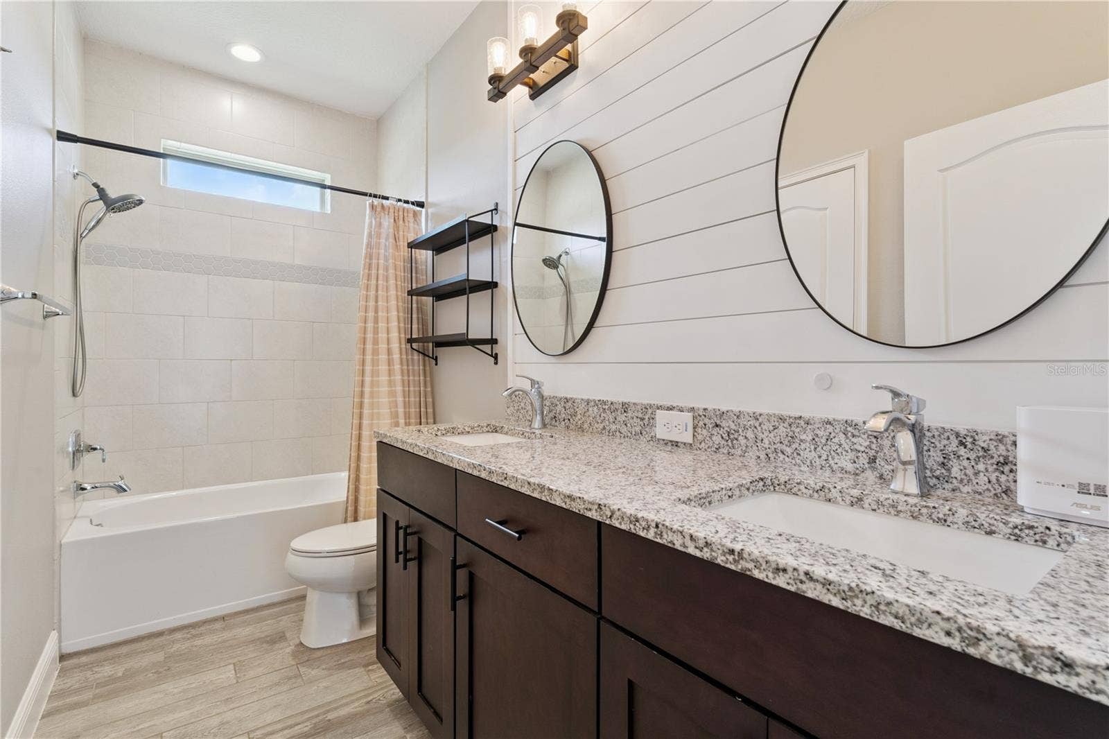 18145 GREAT BLUE HERON DRIVE, Groveland, FL 34736 Bathroom 3