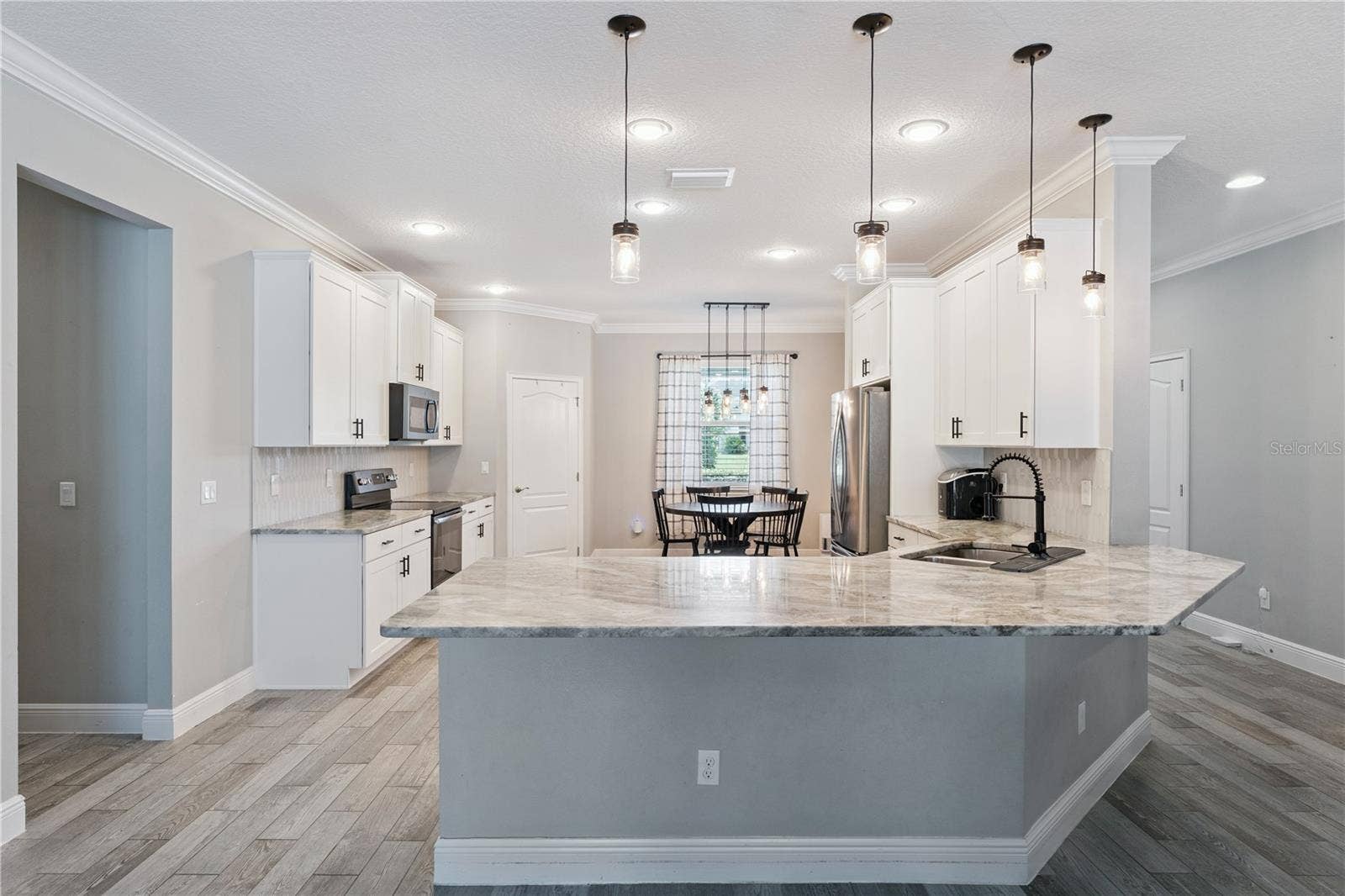 18145 GREAT BLUE HERON DRIVE, Groveland, FL 34736 18145 GREAT BLUE HERON DRIVE, Groveland, FL 34736