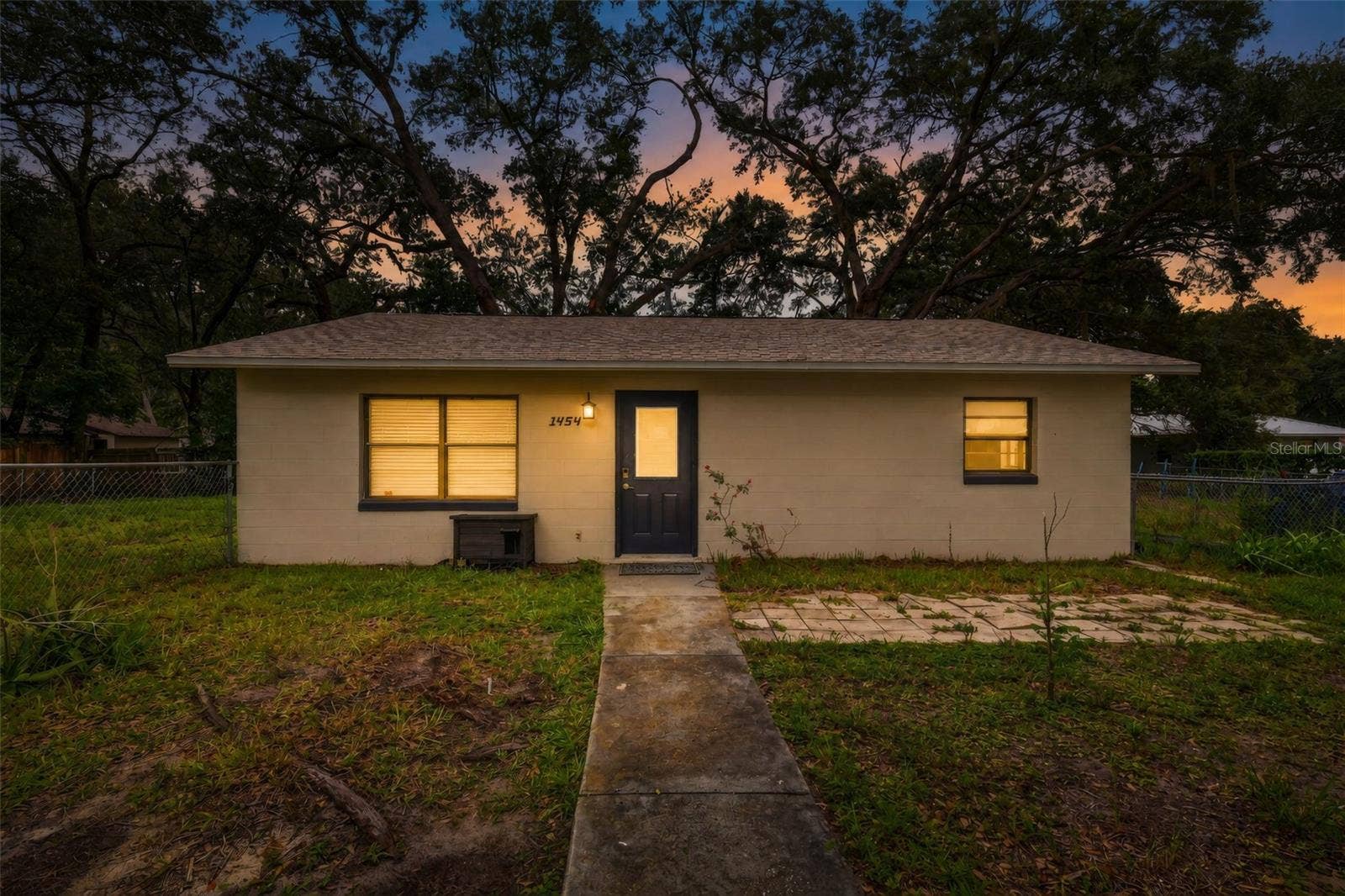 1454 HOWARD STREET, Groveland, FL 34736 1454 HOWARD STREET, Groveland, FL 34736
