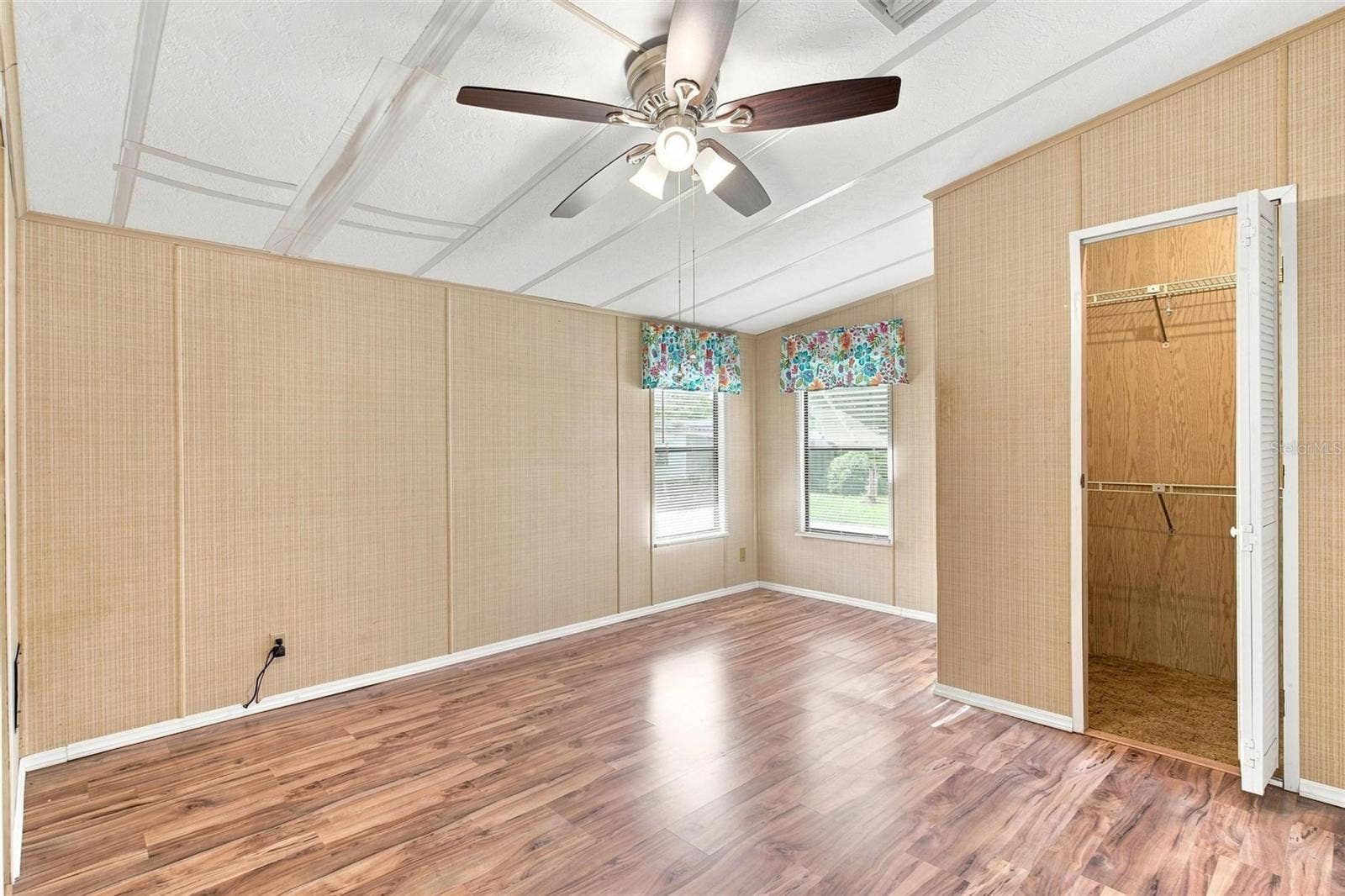 Second bedroom
